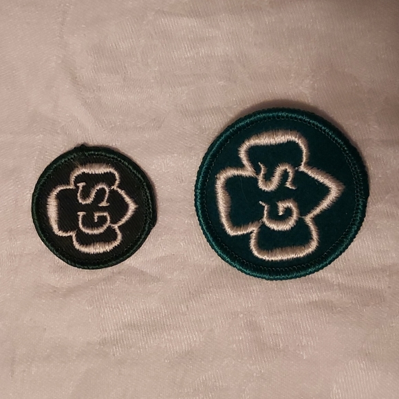 9pc. Lot Girl Scout Patches 1963-1980 - Picture 3 of 5